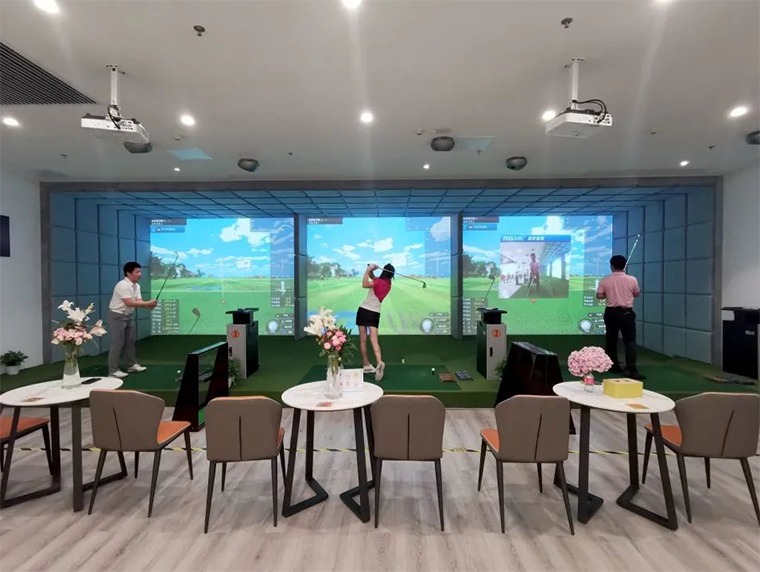 用“童心”發(fā)展高爾夫事業(yè)，高凌體育打造南山商業(yè)區(qū)700㎡運動空間